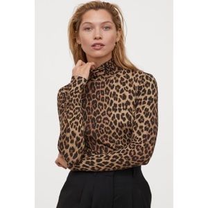 H&M Leopard Print Turtleneck